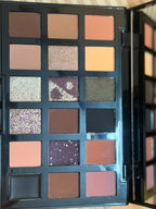 LYKD 18-Piece Eyeshadow Palette – Grunge Edge